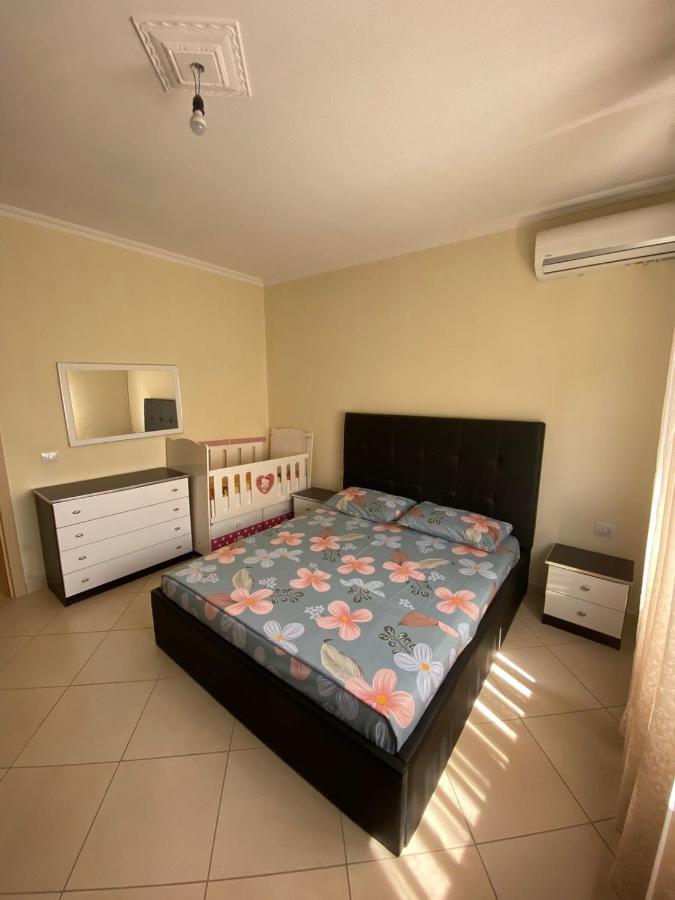 Saimir Apartamento *